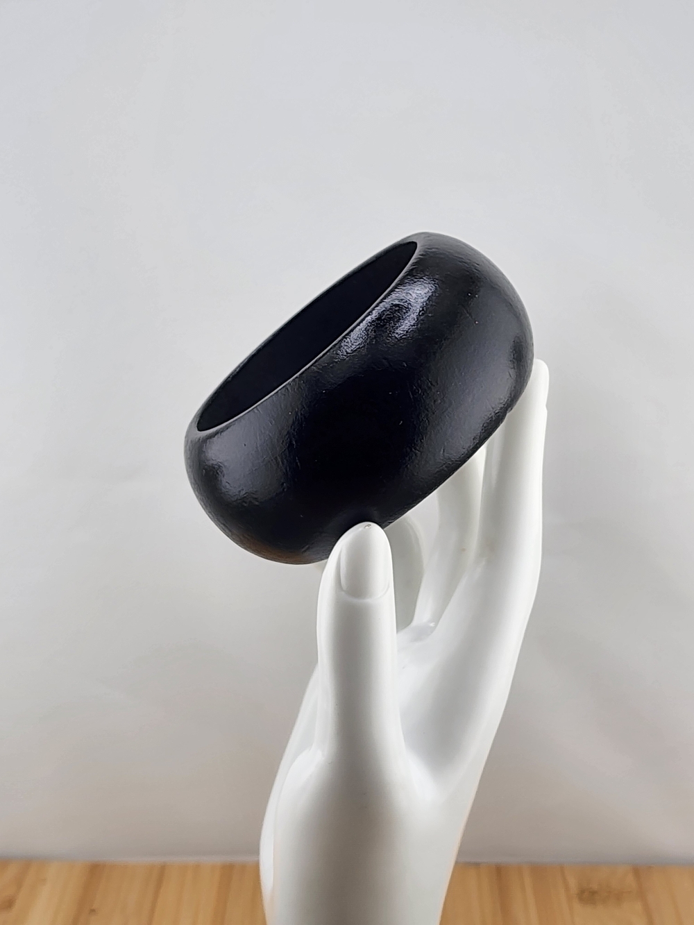 8in Black Wooden Bangle Bracelet 0602